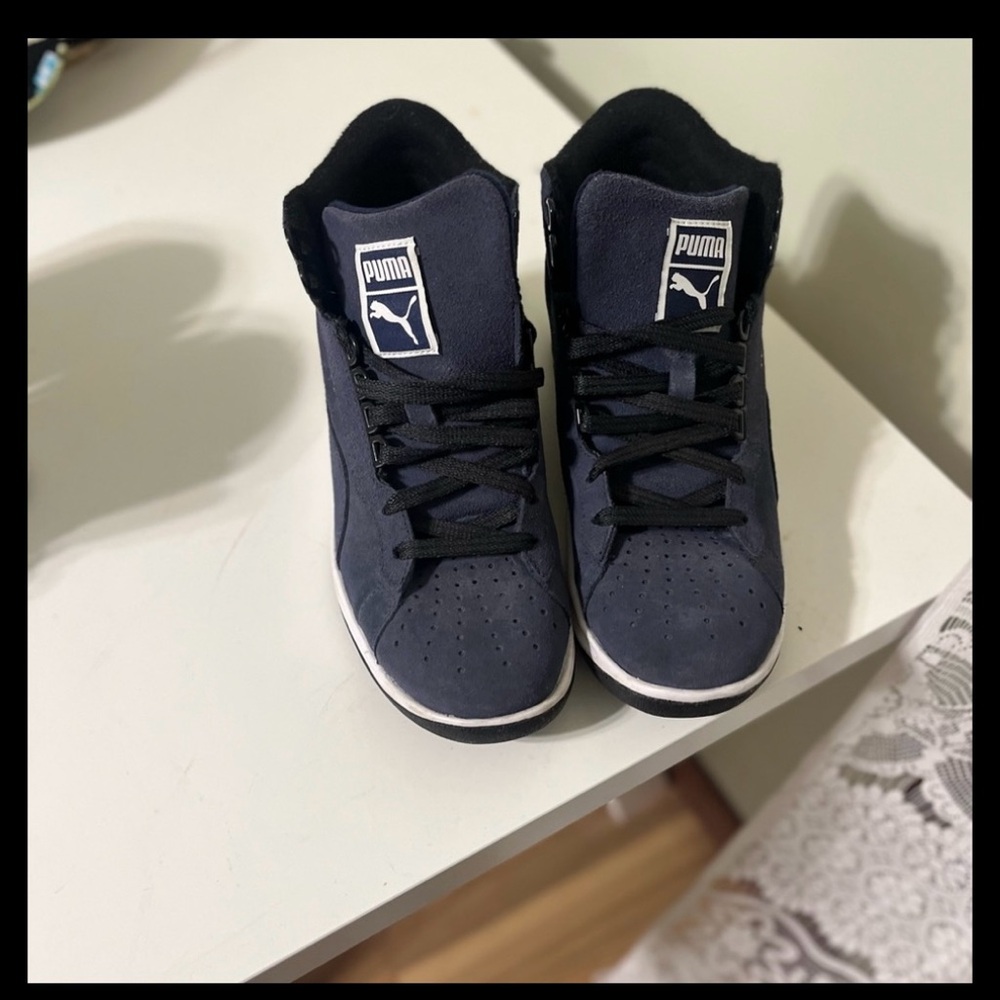 Puma Navy and Black Sneakers